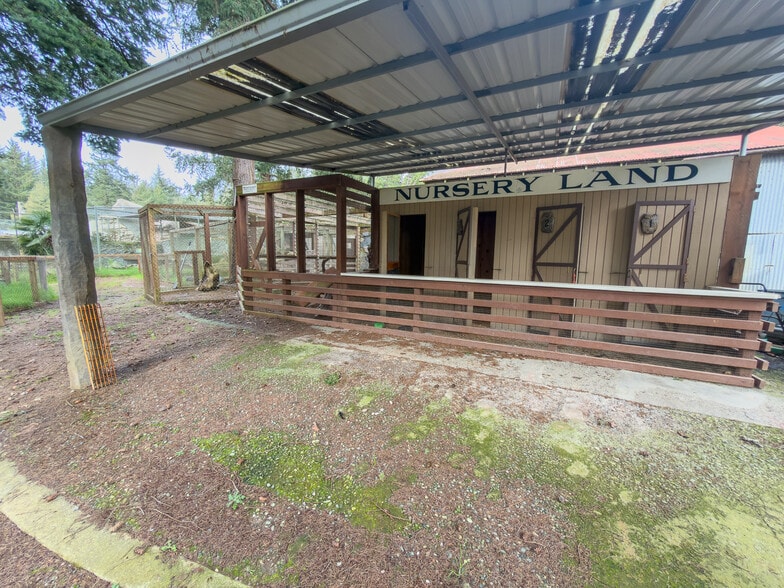 More Photos Of 46914 US-101, Bandon General Retail For Sale