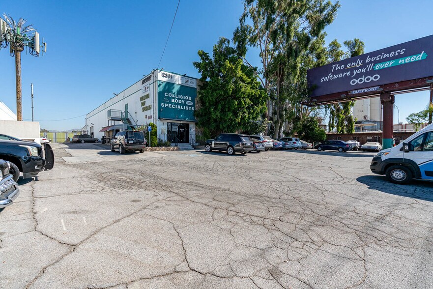 More Photos Of 12301 Sherman Way, North Hollywood Warehouse For Sale