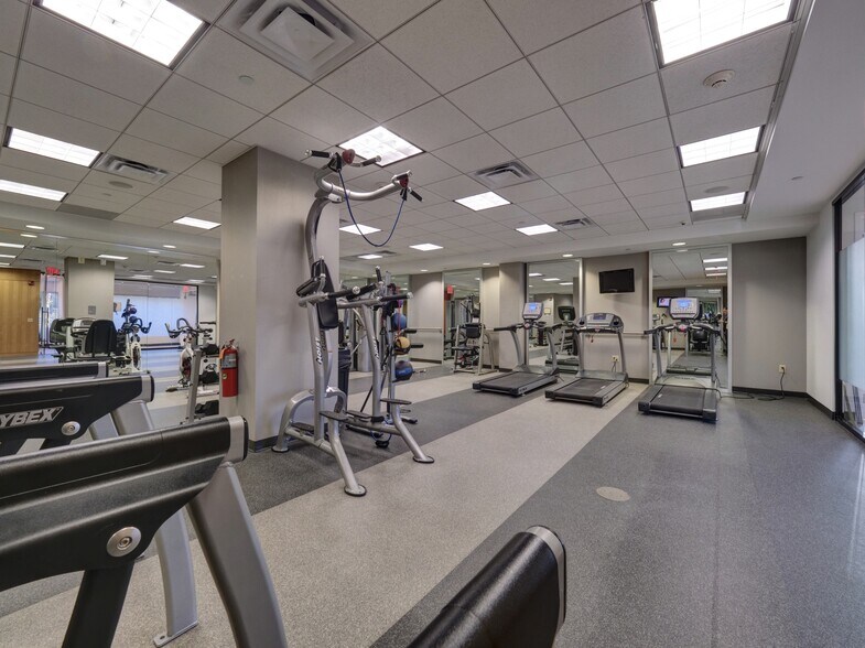 More Photos Of 1 University Square Dr, Princeton Office For Lease