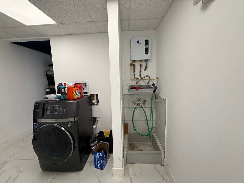 More Photos Of 12626A Dairy Ashford, Sugar Land Industrial For Sale