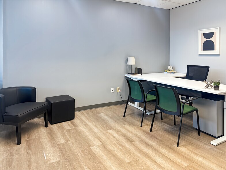 More Photos Of 1350 N Loop 1604 E, San Antonio Coworking Space