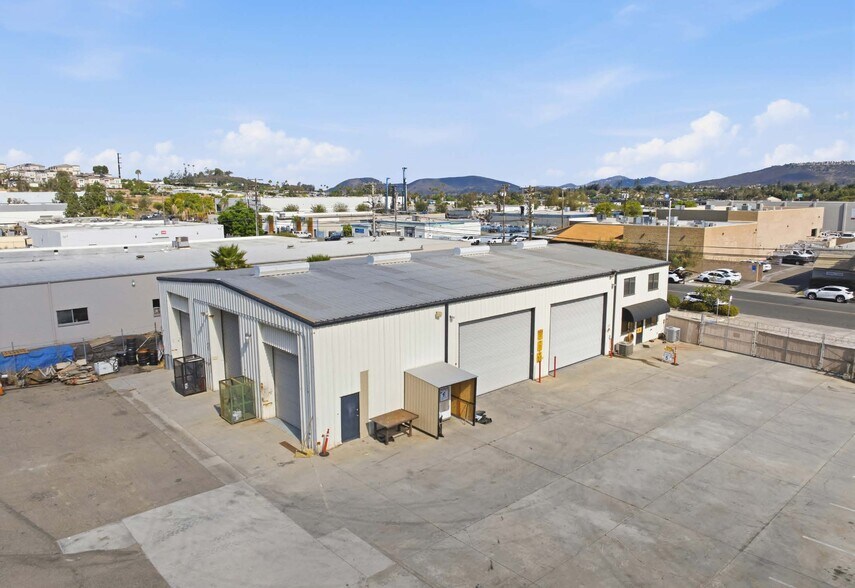 More Photos Of 2213 Meyers Ave, Escondido Warehouse For Sale
