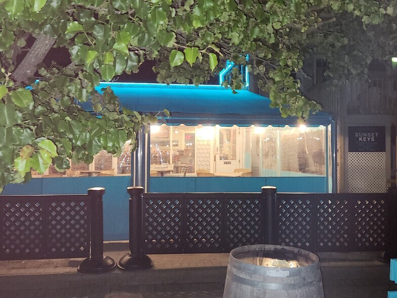 More Photos Of 607 Bay Blvd, Lavallette Restaurant For Sale