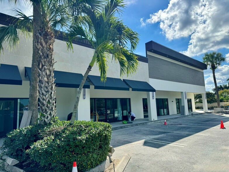 More Photos Of TBD SW Gatlin Blvd, Port Saint Lucie Unknown For Lease