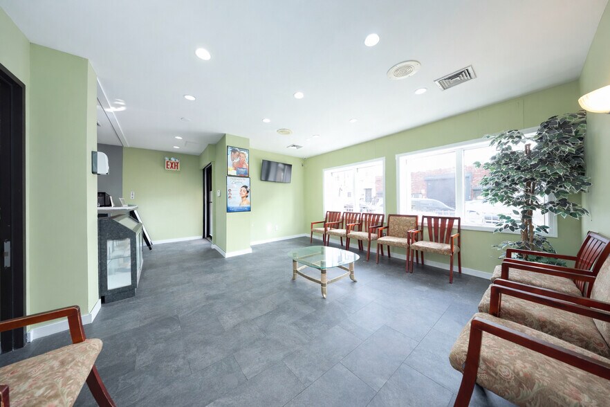 More Photos Of 8510 Bay 16th St, Brooklyn Office For Sale