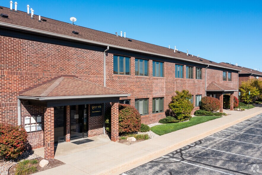 More Photos Of 160-174 S Industrial Dr, Saline Medical For Sale