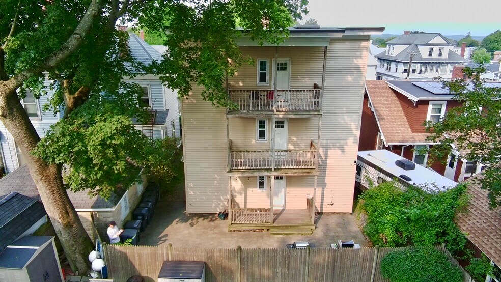 More Photos Of 87 Webster St, Haverhill Apartments For Sale