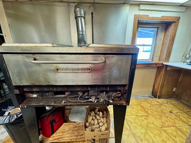 More Photos Of 503 E Main St, Medaryville Restaurant For Sale