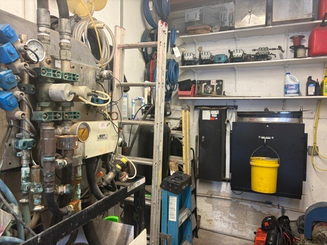 More Photos Of 6170 54th Ave N, Kenneth City Carwash For Sale