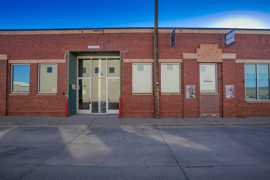 More Photos Of 212-236 Santa Fe Dr, Denver Office For Lease