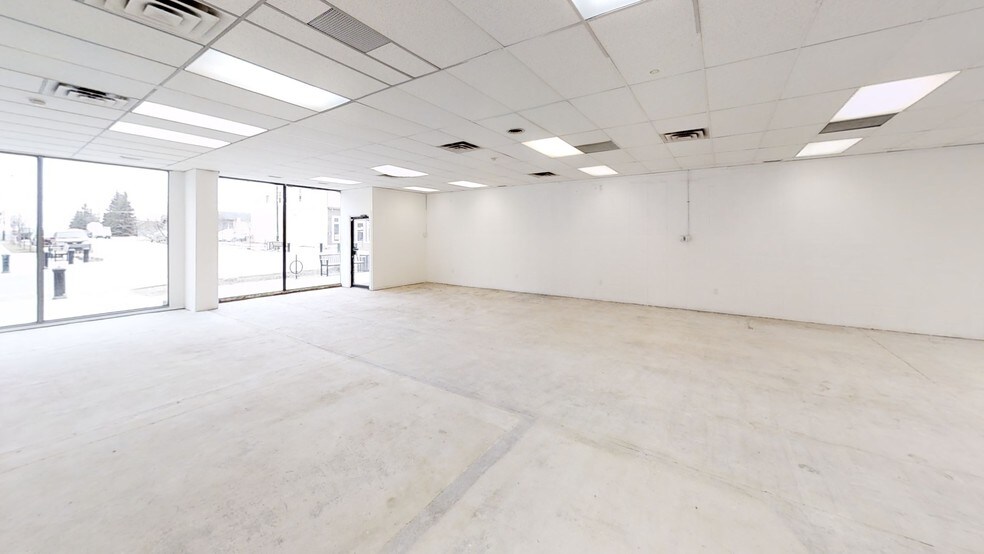 More Photos Of 4914 Broadway Ave, Blackfalds Storefront For Lease