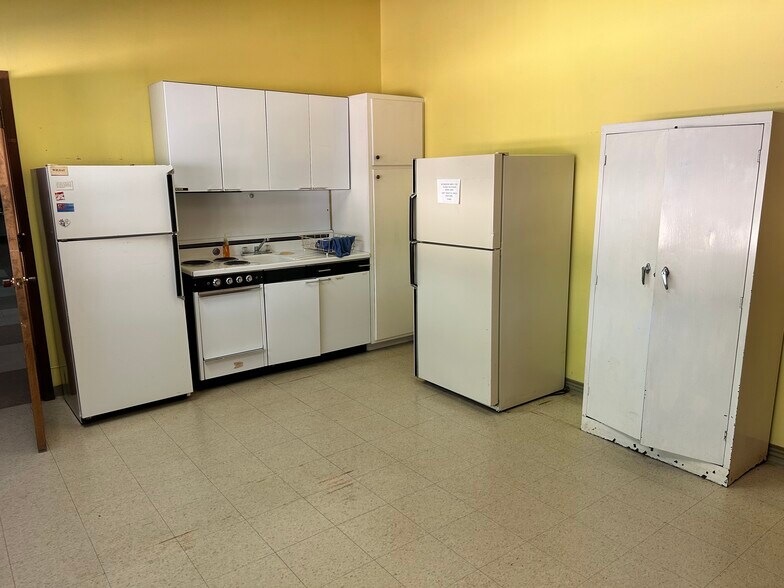More Photos Of 1410 W Bobo Newsom Hwy, Hartsville Religious Facility For Sale