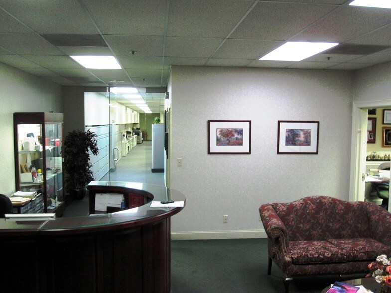 More Photos Of 55 Carter Dr, Edison Office For Lease