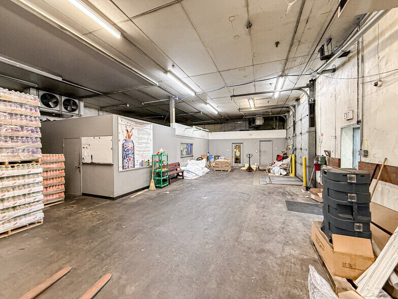 More Photos Of 1 Sexton Rd, McKees Rocks Warehouse For Sale