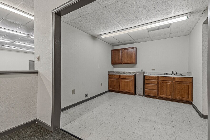 More Photos Of 3615 Stadium Blvd, Jonesboro Freestanding For Lease