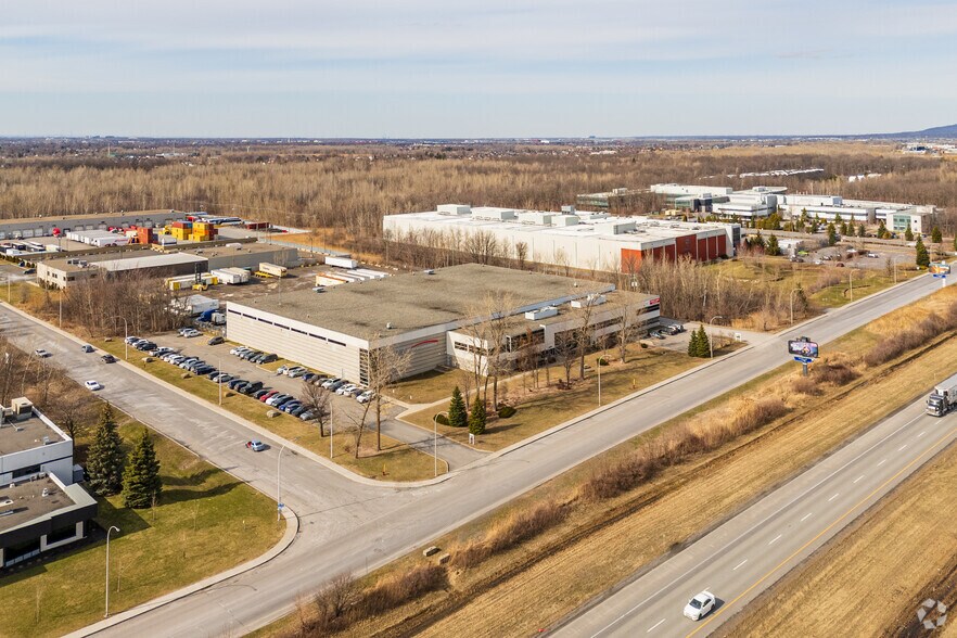 More Photos Of 4900 Rue Armand-Frappier, Longueuil Industrial For Sale