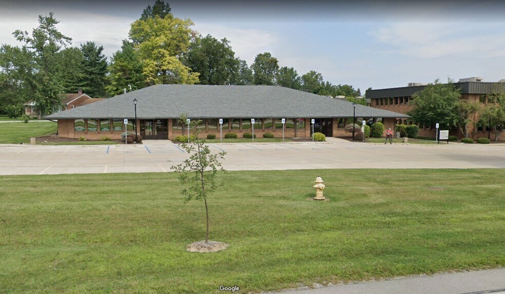 More Photos Of 4656 W Jefferson Blvd, Fort Wayne Unknown For Lease