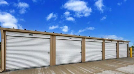 More Photos Of 9425 W Ridge Rd, Elyria Self Storage For Sale