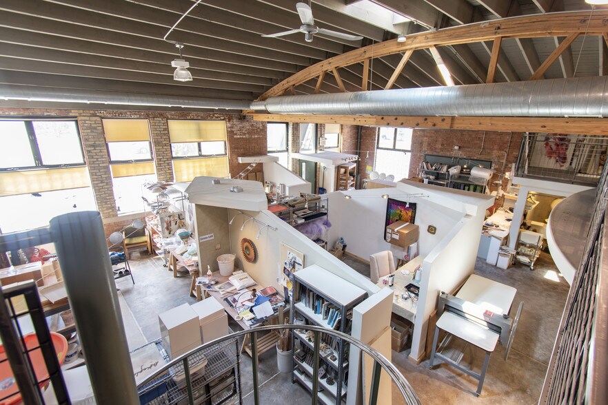 More Photos Of 1703 Darrow St, Evanston Office Residential For Sale