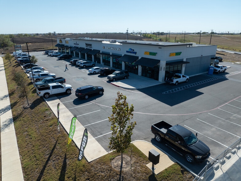 More Photos Of 3605 E Loop 1604, Converse Unknown For Lease