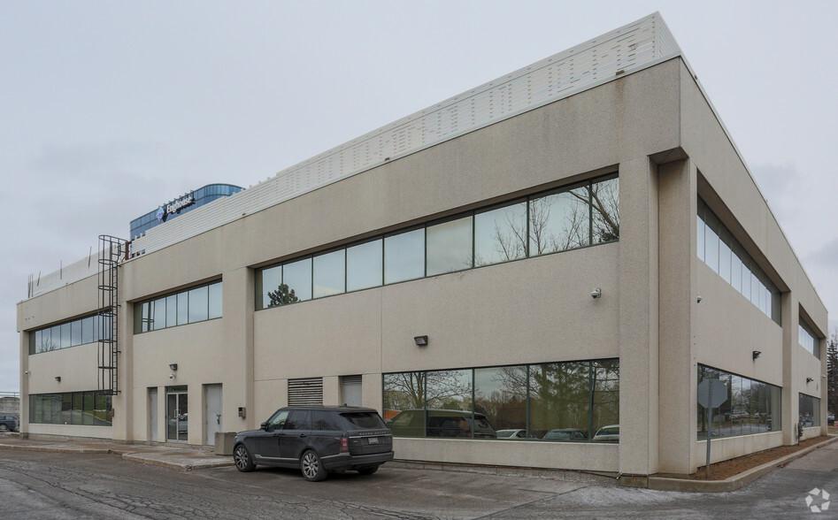 Primary Photo Of 90 Tiverton Ct, Markham Office For Lease