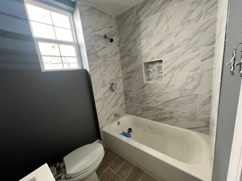 More Photos Of 1426 Telephone Rd, Houston Multifamily For Sale