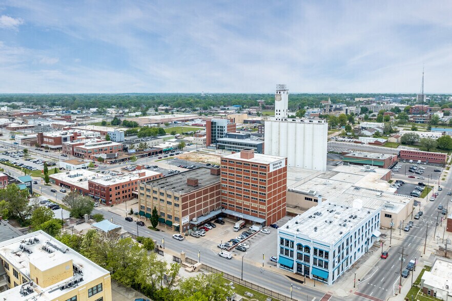 More Photos Of 309 E Water St, Springfield Warehouse For Sale