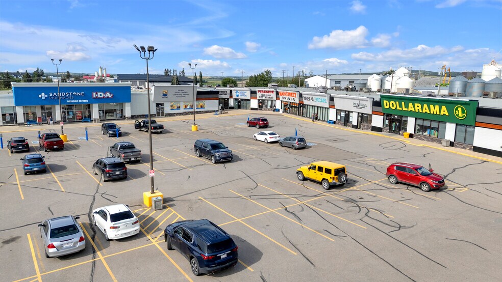 Primary Photo Of 4804 50 St, Innisfail Storefront Retail Office For Lease