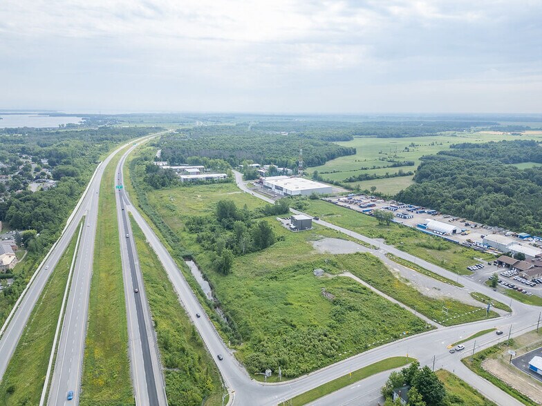 More Photos Of 5255 Av. Pierre-Dansereau, Salaberry-de-valleyfield Land For Sale