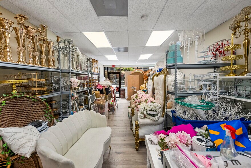 More Photos Of 303-309 Maple St, Perth Amboy Storefront Retail Residential For Sale