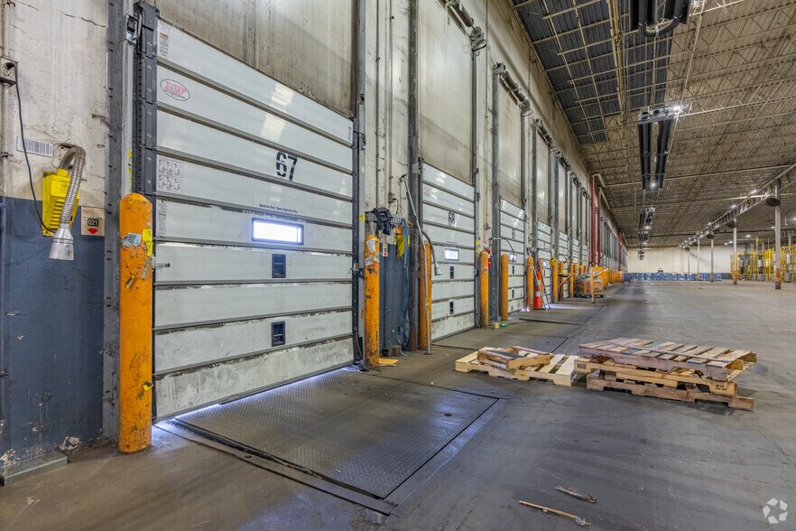 More Photos Of 2929 Stateline Rd, Southaven Industrial For Sale