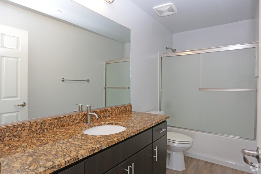 More Photos Of 1759 Fulton St, Fresno Apartments For Sale