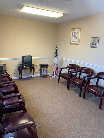 More Photos Of 1239 Russell Pkwy, Warner Robins Office For Sale