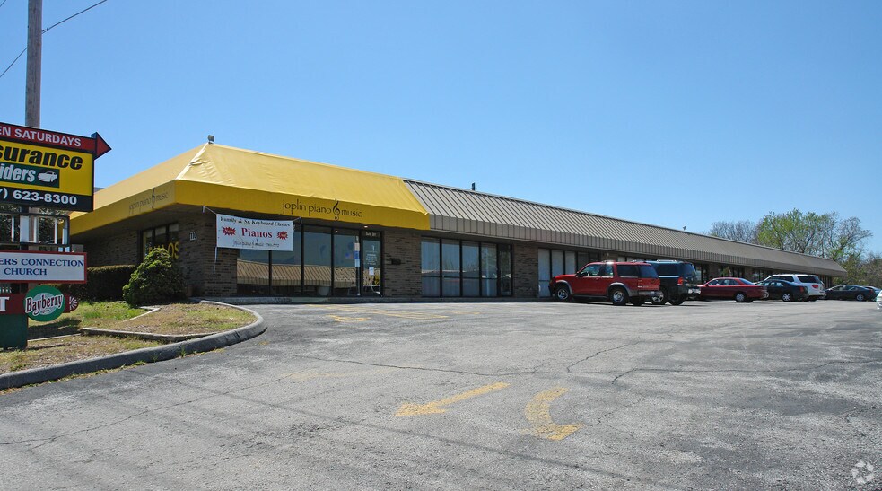 Primary Photo Of 110 N Range Line Rd, Joplin General Retail For Sale