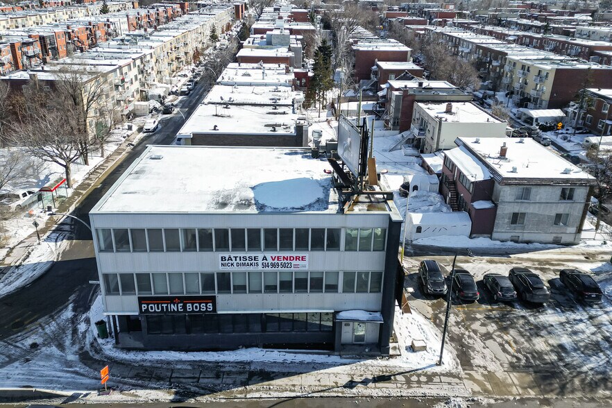 More Photos Of 750-760 Boul Crémazie O, Montréal Office For Sale