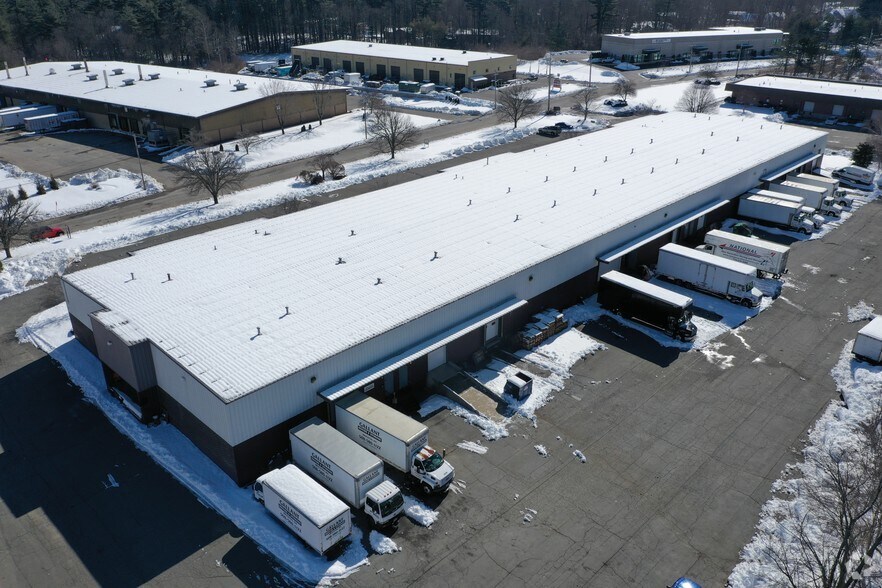 More Photos Of 32 Scotland Blvd, Bridgewater Manufacturing For Lease