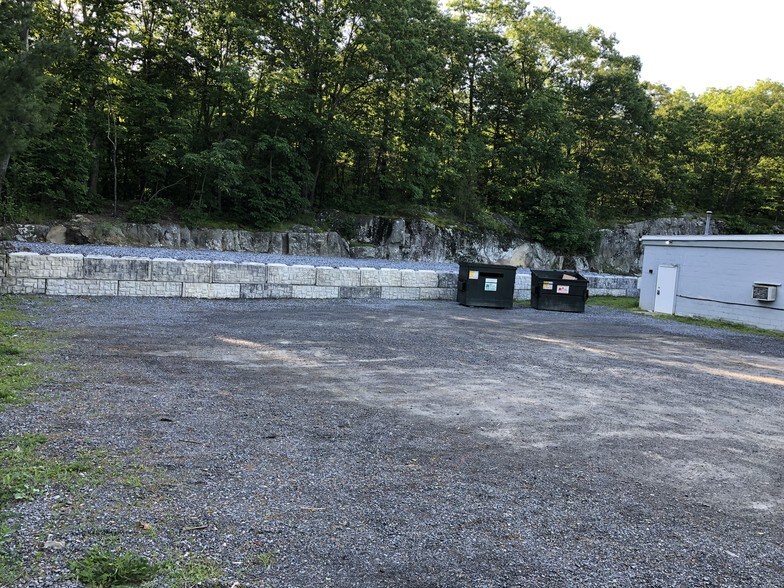 More Photos Of 1164 NYS Route 9G, Hyde Park General Retail For Lease