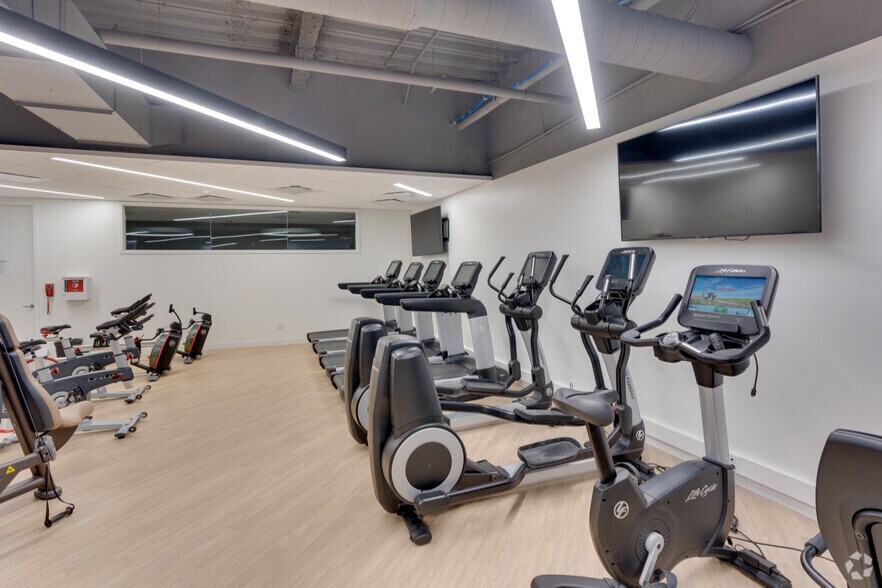 Photo of 3rd Floor Ste 2211/305