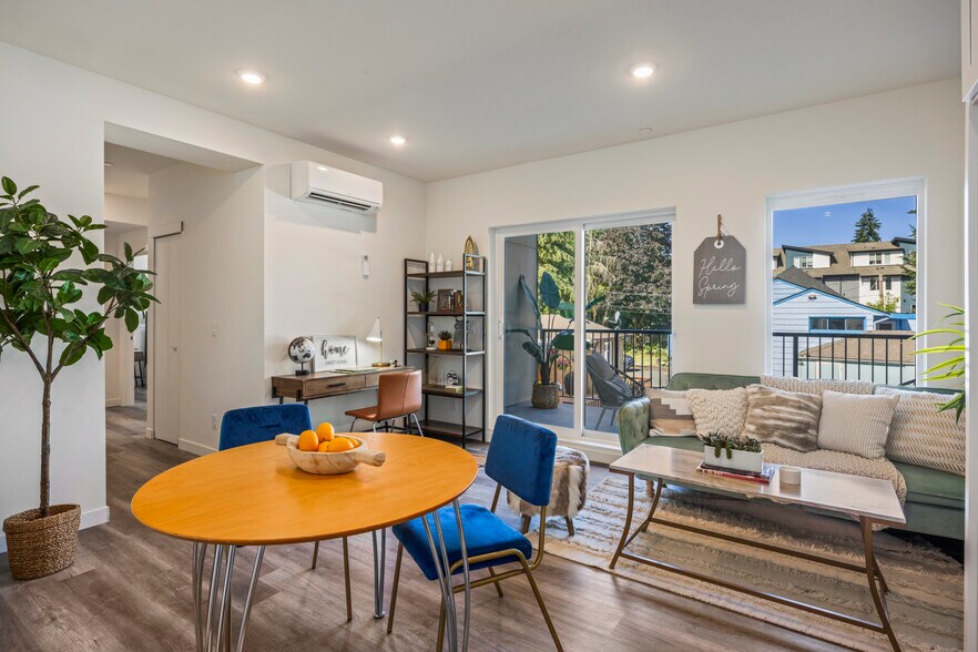 More Photos Of 2152 N 185th St, Shoreline Apartments For Sale