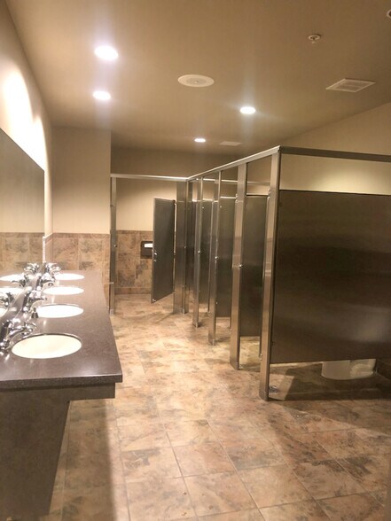 More Photos Of 5200 Golden Foothill Pky, El Dorado Hills Research And Development For Lease