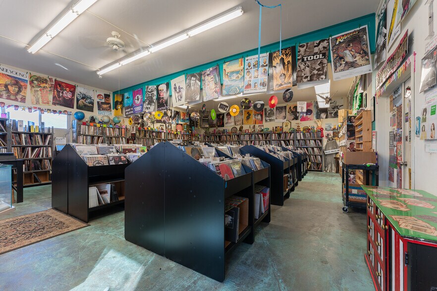 More Photos Of 529-539 Ramona Ave, Monterey Freestanding For Sale