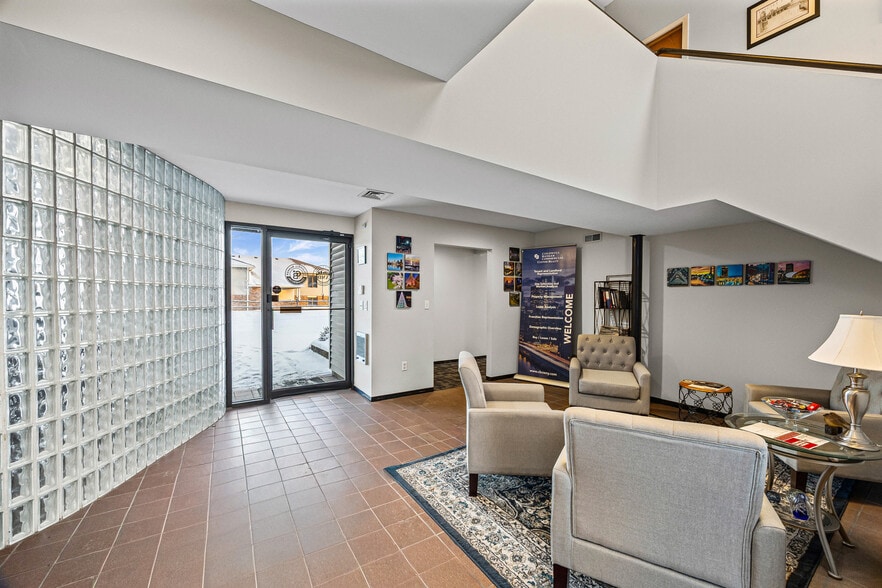 More Photos Of 955 E Henrietta Rd, Rochester Medical For Lease