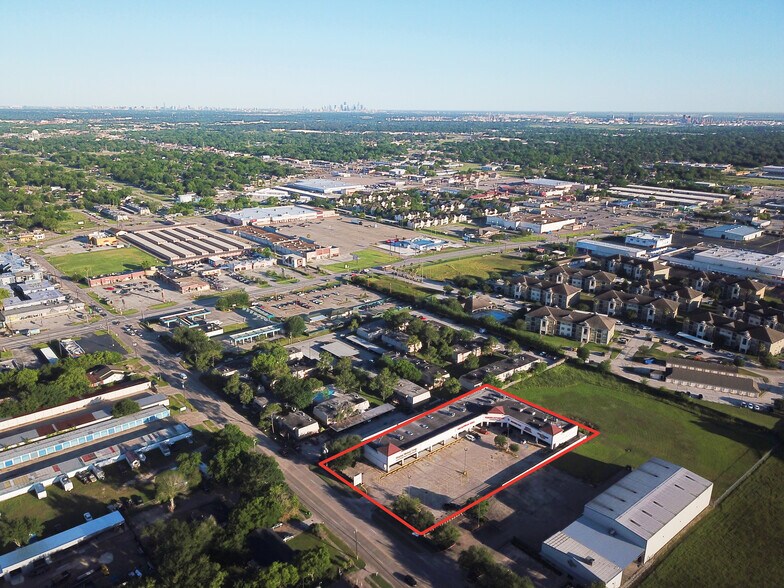 More Photos Of 301 Vista Rd, Pasadena Storefront For Lease