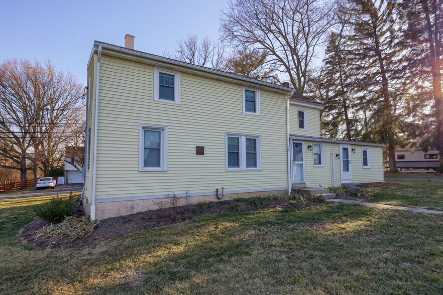 More Photos Of 121 Walnut Hill Rd, Millersville Religious Facility For Sale