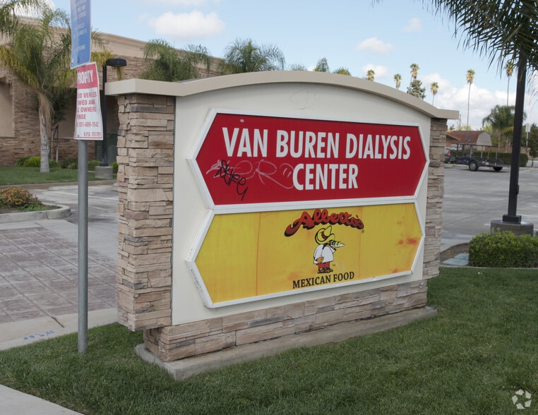 More Photos Of 3595 Van Buren Blvd, Riverside Unknown For Lease