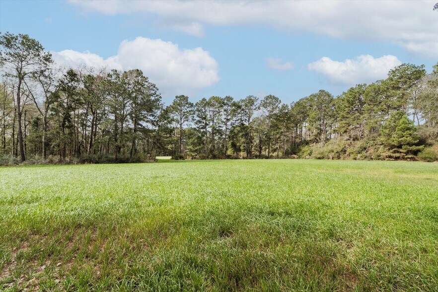More Photos Of TBD 6.92 acres Interstate 45, New Waverly Land For Sale