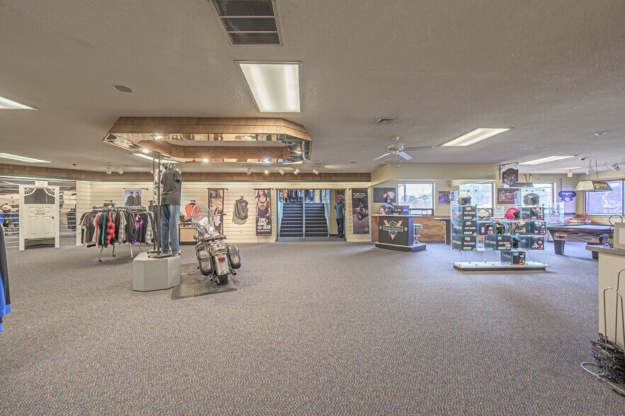 More Photos Of 219 E White Horse Pike, Galloway Health Club For Sale