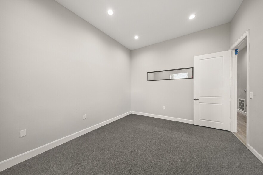 More Photos Of 4220 Cartwright Rd, Missouri City Medical For Lease