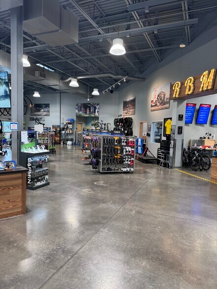 More Photos Of 9040 Falcon View Dr, McKinney Storefront For Sale