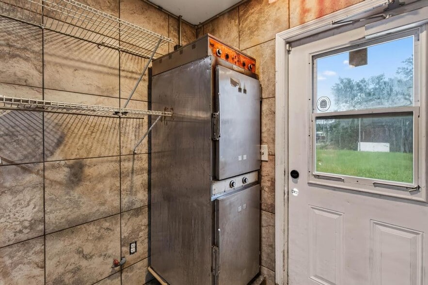 More Photos Of 102 Phillips Dairy Rd, Palatka Restaurant For Sale
